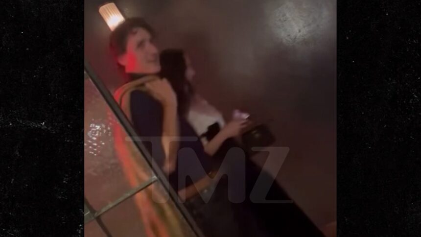 katy perry justin trudeau wrapped up dinner with cozy terrace drinks 68892362910f7