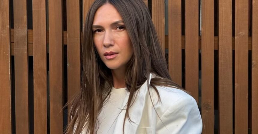 adela popescu a spus adevarul despre cheltuielile traiului la tara foarte multi bani vedeta s a mutat pentru doua luni la susani 68922bf8efa05