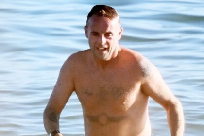 ant mcpartlin gets another tattoo tribute to his wife anne marie corbett as he shows off his new ink on the beach during portugal holiday 689070f4059d0