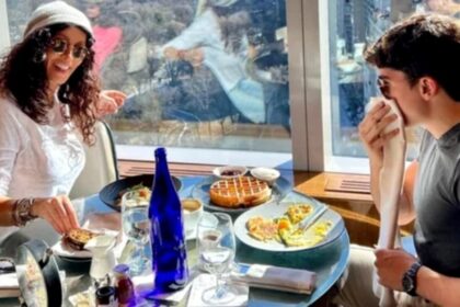 ayan schwarzenberg fiul mihaelei radulescu a implinit 21 de ani imi place sa aduc impreuna oamenii inteligenti cum arata tanarul si ce pasiuni are 688cc59cbfe84