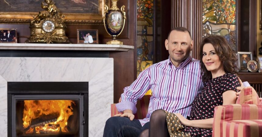 ce diferenta mare de varsta este intre adina alberts si viorel catarama cum arata vila luxoasa in care locuiesc cei doi 688cd03809b72