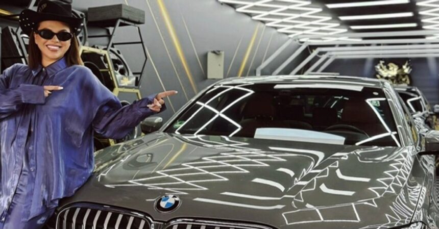 cristina vasiu si sotul ei si au luat un bolid de 70 000 de euro ca sa colinde europa cum arata bijuteria pe patru roti am bifat amsterdam si paris unde vor sa mai mearga 688f3915ddabd