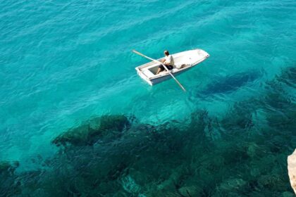 insula secreta care se afla la doar 3 ore de bucuresti a cucerit inima unei vedete din romania in august 2025 689650bf3882e