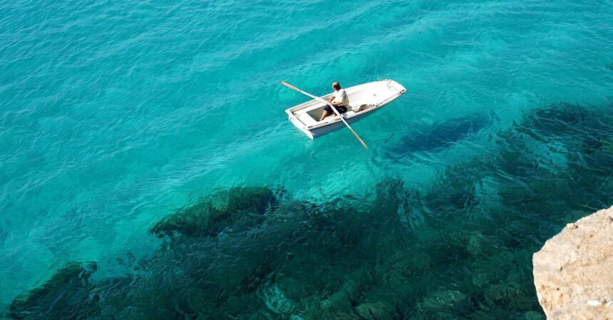 insula secreta care se afla la doar 3 ore de bucuresti a cucerit inima unei vedete din romania in august 2025 689650bf3882e