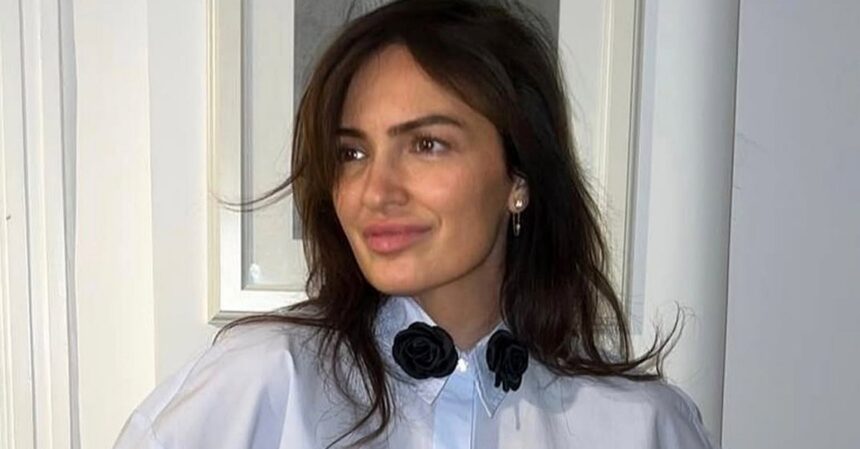 legatura speciala pe care maria marinescu a avut o cu ion iliescu creatoarea de moda i a adus un omagiu emotionant fostului presedinte 6893bfb168772