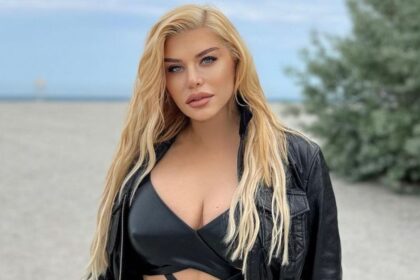 loredana groza aparitie incendiara la malul marii vedeta arata impecabil la varsta de 55 de ani foto 6891e5d00daa6