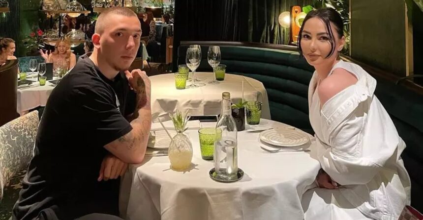 mihai zmarandescu s a despartit de iubita lui alexandra cei doi au impreuna un baietel luptatorul are deja o noua relatie foto 689b8cc354be9