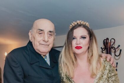 oana lis isi vinde lucrurile din casa ca sa i cumpere medicamente lui viorel lis nu l las la azil 68a4c66db7852