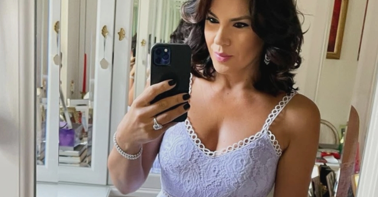 trucurile de frumusete ale irinei nicolae fosta membra a trupei a s i a rutina pe care fosta cantareata o respecta la 46 de ani e aceeasi de cand ma stiu 68acb8b43743d