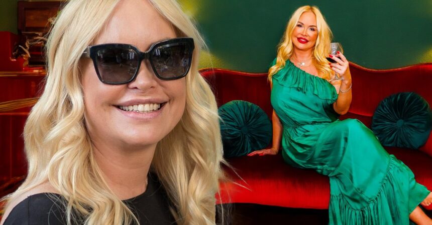 cat costa un curs de psihonumerologie cu vica blochina vedeta a platit o avere dar cere un pret surprinzator ideea la mine este sa inteleaga oamenii si sa isi permita oricine 68c4310a1895c