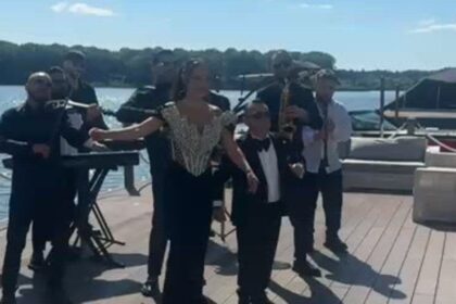 colaborarea momentului adrian minune si vladuta lupau au filmat azi un videoclip impreuna sunt onorat sa fac aceasta minunata piesa 68cd6f1353283