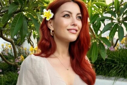 cum arata elena gheorghe fara pic de machiaj la 40 de ani imaginea publicata de artista in mediul online s a trezit pistruiata 68ba7de711838