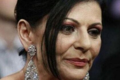 cum arata solista elena carstea care spunea despre barbatii romani ca sunt porci dupa 19 ani de locuit in america 68c5227443789