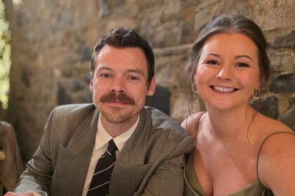 harry styles 31 lets his hair down at an irish wedding after confirming his romance with zoe kravitz 36 68bada7fc902e