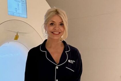 holly willoughby undergoes an mri scan for peace of mind to check for early signs of cancer 68d143f33bd93