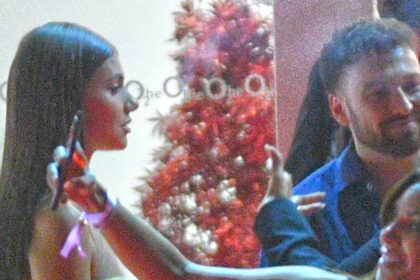 sam thompson and ex samie elishi sneak out for a cigarette at the ntas as pair enjoy another cosy chat after their romance fizzled out 68c2d2af60e66