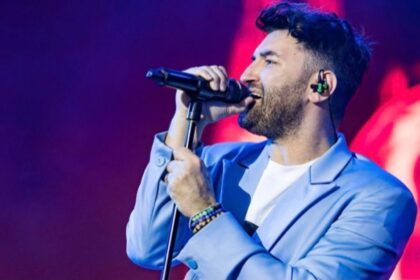 sunt 6 luni de cand ne pregatim ce surpriza pune la cale smiley 68d54a0fc4230