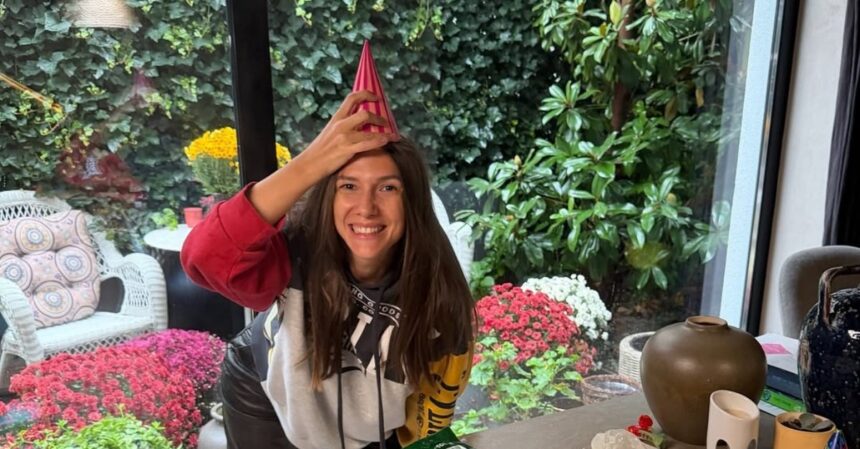 ce a facut adela popescu de ziua ei de nastere cum a incercat radu valcan sa o impresioneze nu sunt neaparat preferatii mei 68e7c732c5fd4