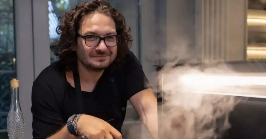 ce greseala imensa a facut florin dumitrescu la inceputul carierei a fost o masa la un moment dat cu ion iliescu 68f0f73e28d06