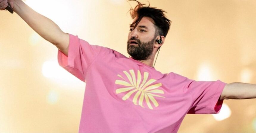 ce obicei are smiley inainte de concertele sale plutesc in alte sfere 68f6676c040a5