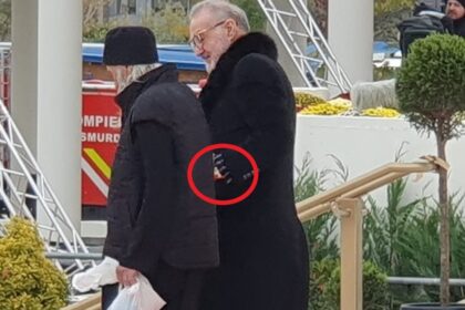 ceasul de aur purtat de gigi becali la sfintirea catedralei mantuirii neamului a atras toate privirile cat costa bijuteria 68fe31ffb1f75