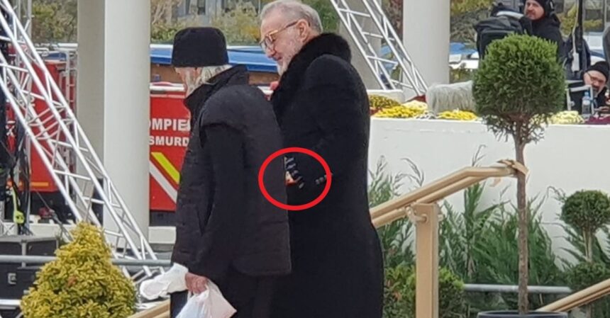 ceasul de aur purtat de gigi becali la sfintirea catedralei mantuirii neamului a atras toate privirile cat costa bijuteria 68fe31ffb1f75