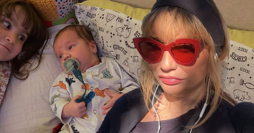 cristina cioran se mentine in forma cu shake uri si batoane proteice cum se simte vedeta acum de cand are doi copii 68e7ac591ceaf