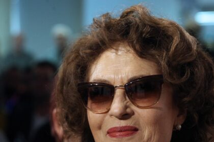 designerul roman care a imbracat o pe angela similea este unul dintre cei mai ravniti barbati i am facut cele mai frumoase rochii 68e02a75d6203