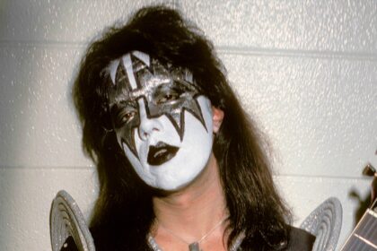 kiss guitarist ace frehley dead at 74 68f18fdb8641c