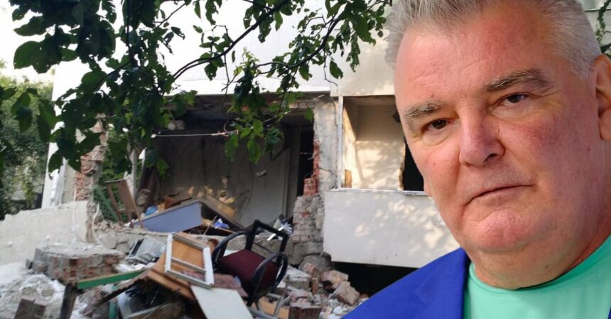 mesajul lui florin constantin de la divertis dupa explozia blocului din rahova sa fie uniti in 2016 si el a ramas pe drumuri am salvat un ursulet din plus si farfuriile 68f22b5be2784