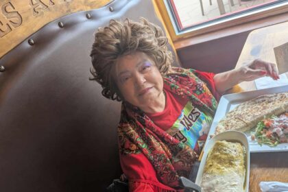 saveta bogdan si a stricat silueta in vacanta de peste ocean americanii mananca prea mult zahar si fast food ce salarii au americanii 68e55908ede1f