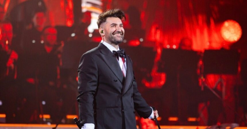 smiley concert pop simfonic cu sala palatului arhiplina a fost armonie intre noi toti 6904ab00dd606