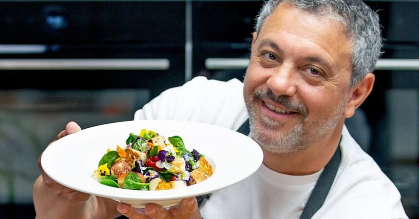 sorin bontea mandru de talentul culinar al sotiei sale orice ar gati este bun preparatele care il impresioneaza cu adevarat 68f87c8c53ae2