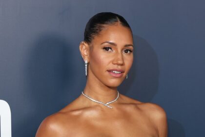 vick hope blasts tim westwood expresses solidarity with palestine and claims america is turning into the handmaids tale in politically charged speech at glamour awards 690487e1e3cdf