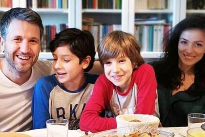 andi moisescu tata dedicat cum isi petrece timpul cu fiii sai david si luca si ce planuri au acestia pentru viitor n ai cum sa tii pasul cu ei 69087d5dcdba8