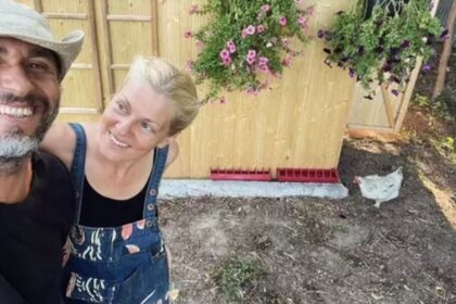 ce se intampla in satul in care s au mutat dana nalbaru si dragos bucur sunt si localnici care nu ne iubesc 6909e2f5a3e57