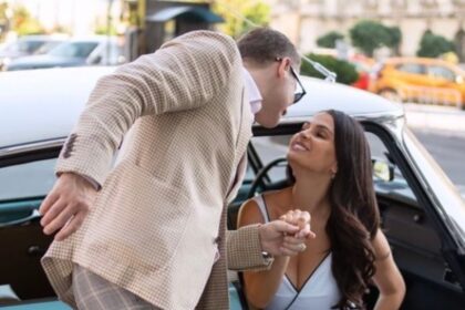 cum aratau anca serea si adi sina acum 10 ani cand deveneau sot si sotie cei doi au sarbatorit nunta de tinichea 69108992a72c1