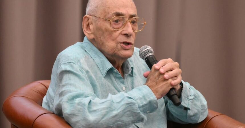 imagini din casa lui horia moculescu cum arata locuinta compozitorului din centrul capitalei plina de amintiri si elemente pastrate de zeci de ani 691885521d845