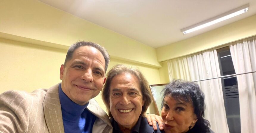 in ce vor sa investeasca bani in romania solistii trupei ricchi e poveri dan negru le a prezentat show ul de la sala palatului le stiu muzica de copil ce mancare au cerut in culi 691c5d0893220