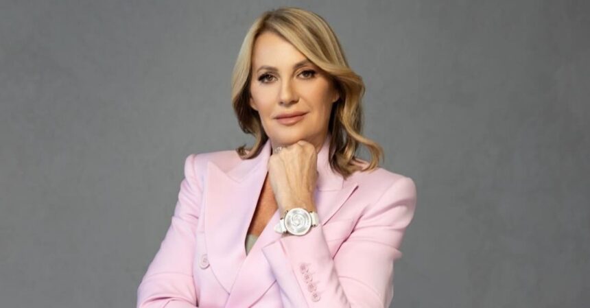 nadia comaneci implineste astazi 64 de ani gimnasta a aparut in ipostaze rare pe retelele de socializare video 69143b62a2e72