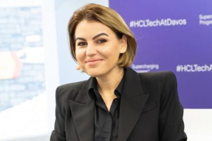 romina gingasu sotia lui piero ferrari s a inscris din nou la facultate urmatorul pas la ce universitate prestigioasa studiaza 6915d1eb70e45