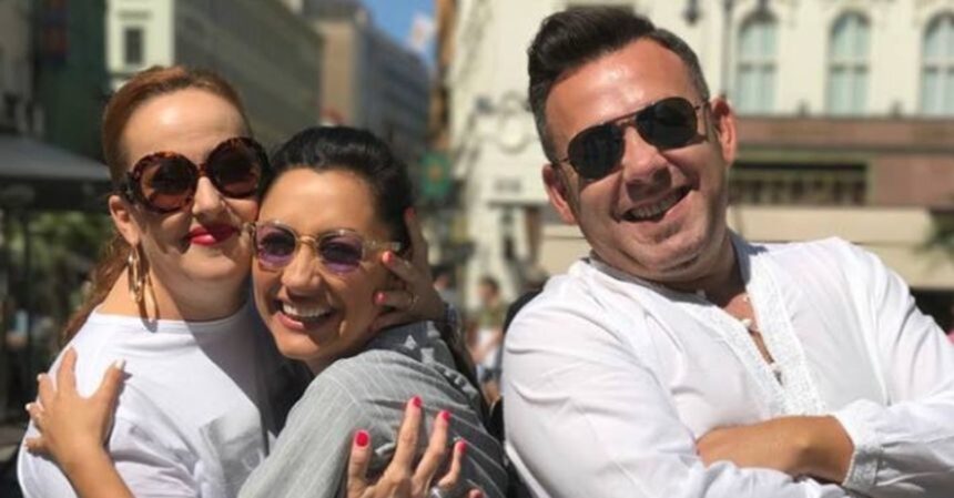 aurora si sandel mihai fratele andrei petrec romaneste la chisinau suntem mandri ca suntem romani 692d838ada85d