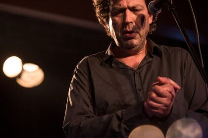 cerere imensa de bilete la concertul de adio pentru everestul a fost mutat dintr un club mic la arenele romane lista completa a vedetelor care vor urca pe scena si cat costa un bi 693a98c511633