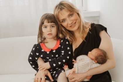 cum va arata craciunul pentru cristina cioran si cei doi copii ai ei departe de tatal lor aveam multe planuri pentru anul acesta ne pregatim sa facem bradul 69367c6bb0676