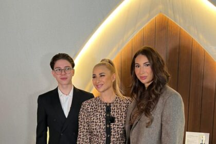 gestul facut de anamaria prodan de ziua sa in memoria ionelei prodan a fost visul mamei mele sarah si reghe jr i au fost aproape de ce lipseste ronald gavril de la petrecere 6942a88548794