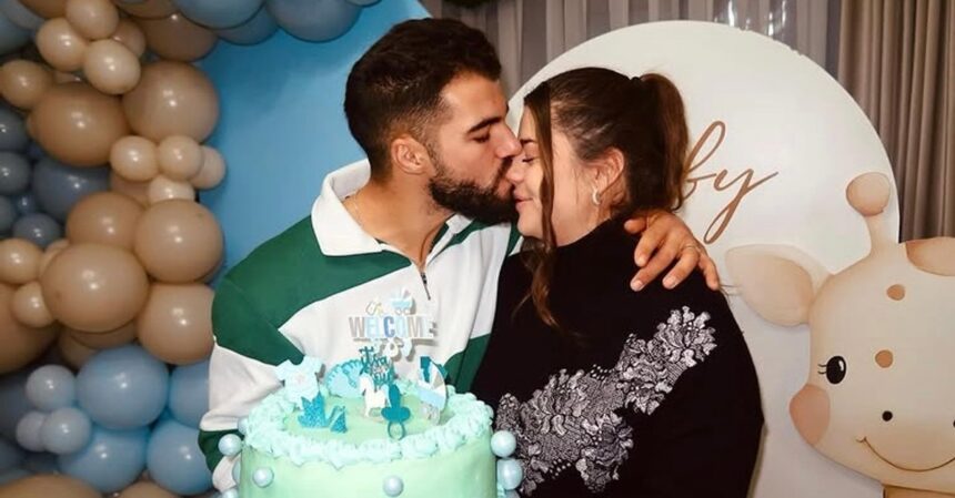 iancu sterp a devenit tatic prima imagine cu bebelusul si proaspata mamica cele mai frumoase sarbatori 694b0c7a95337