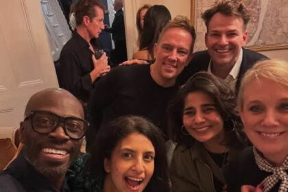 iconic cbbc presenters send fans wild as they reunite at christmas party but can you name them all 6949efcde0923