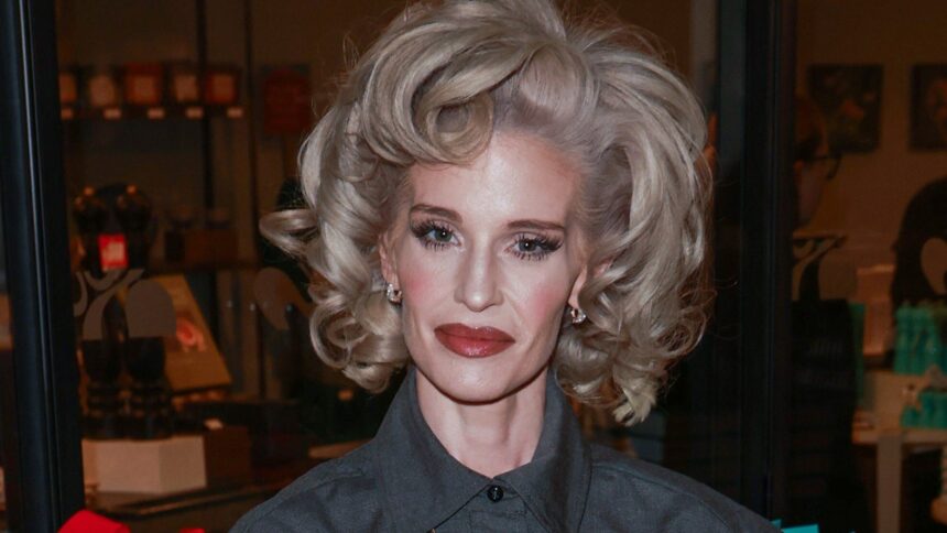 kelly osbourne gives weight loss critics a taste of their own medicine 693a21a15a1c5