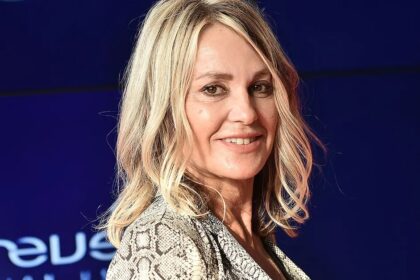 nadia comaneci anunt important de craciun zeita de la montreal a aparut intr o rochie stralucitoare un an 2026 extraordinar care este de asemenea an olimpic 694d1f657850b