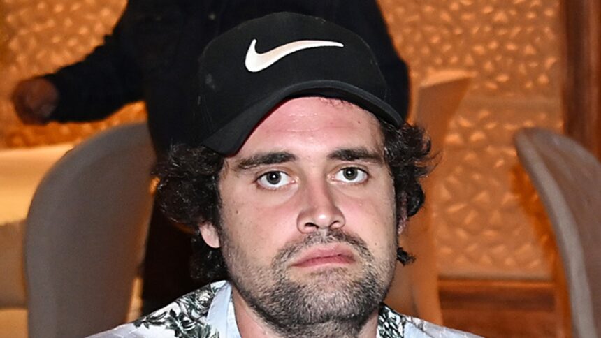 nick reiner in court for first time after parents murders 6942e7ff8224b